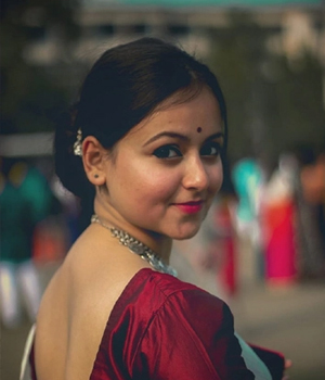 Bengali Girl - বাঙ্গালী  গার্ল